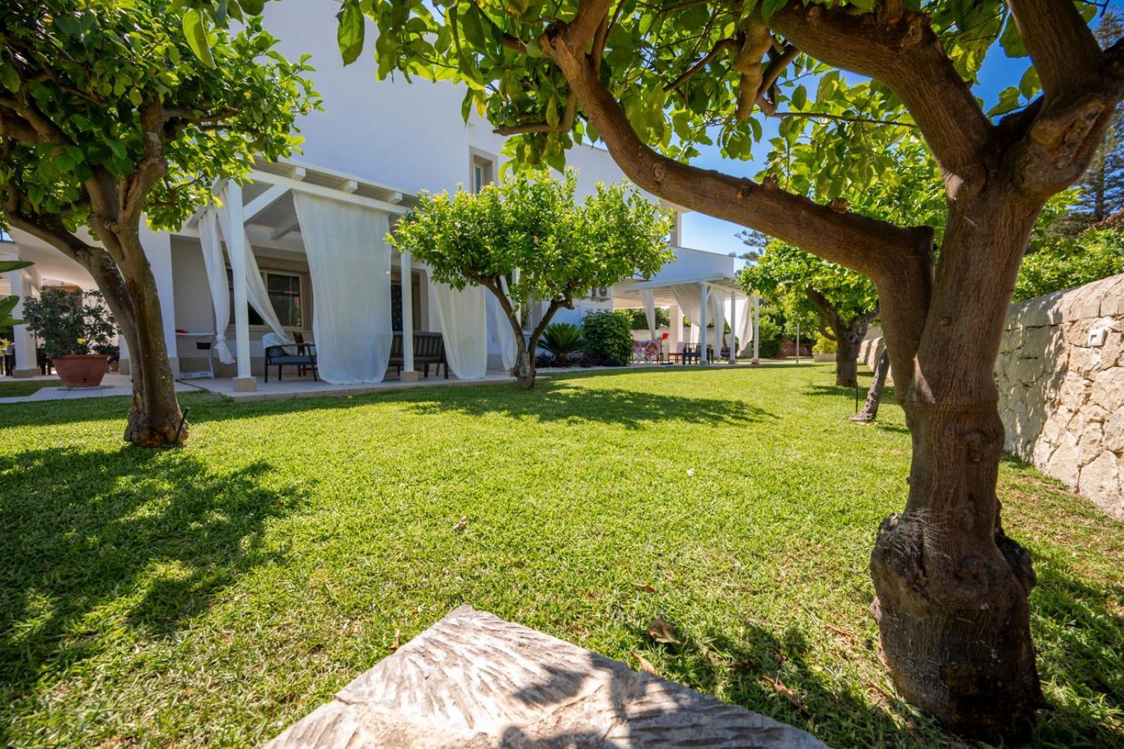 Villa Venera Fontane Bianche Charme Apartments Εξωτερικό φωτογραφία